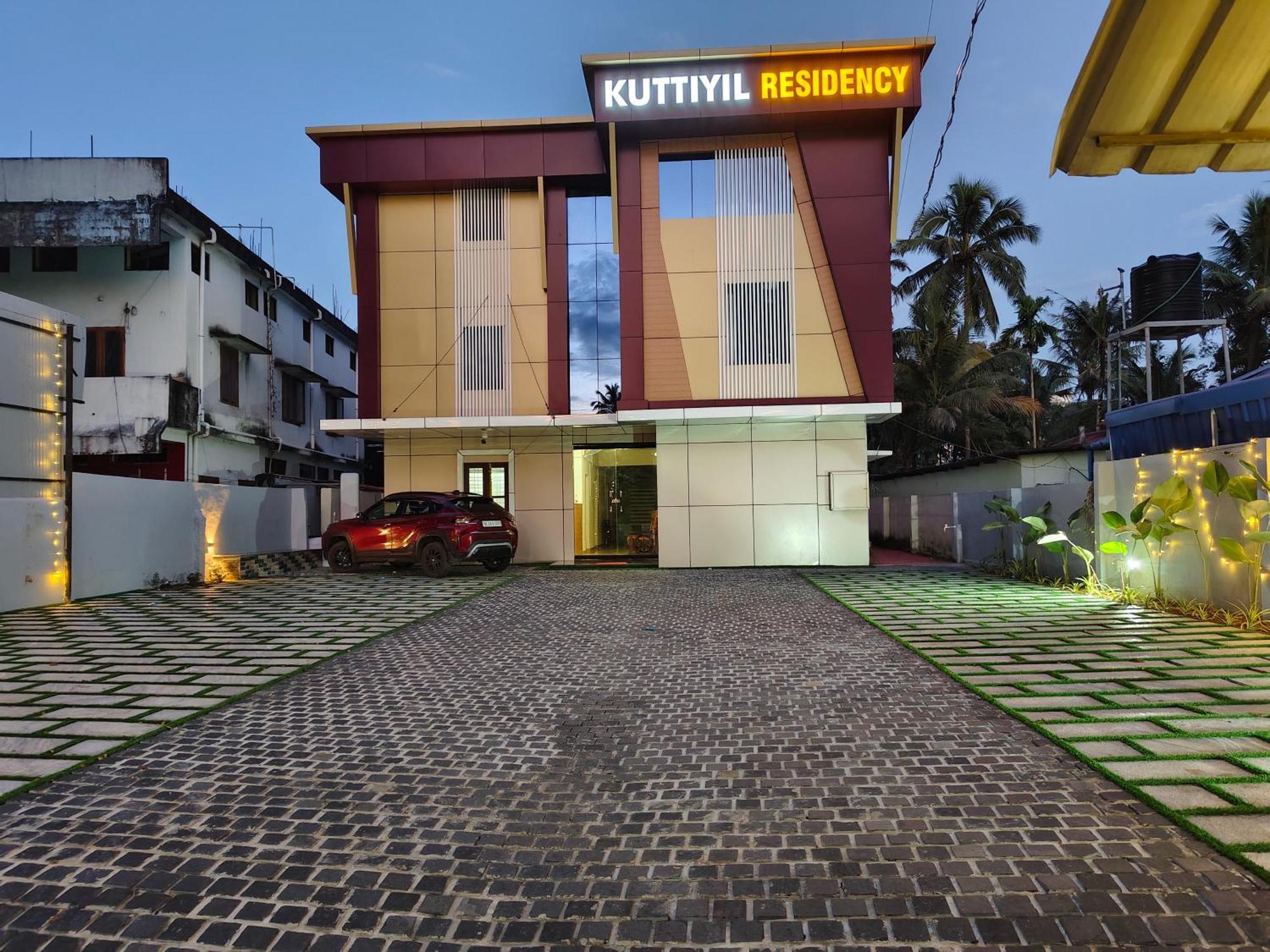 הוילה Kottārakara Kuttiyil Residency מראה חיצוני תמונה