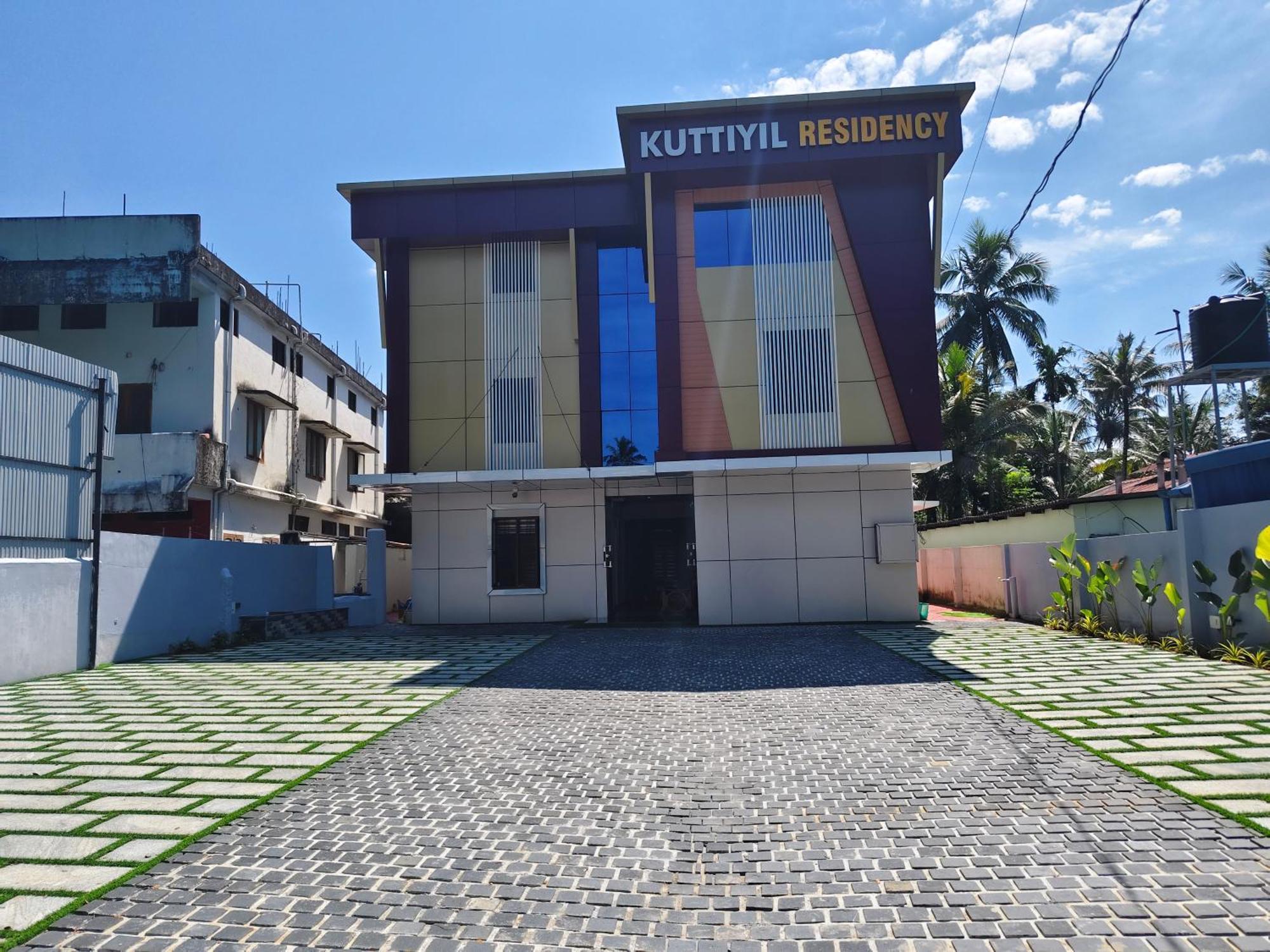 הוילה Kottārakara Kuttiyil Residency מראה חיצוני תמונה